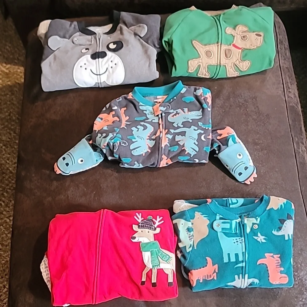 Footed PJs - Picture 1 of 6